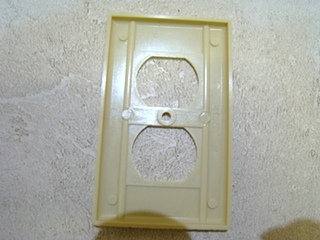 NEW RV/MOTORHOME PLASTIC UNIVERSAL OUTLET PLATE $3.99 FREE SHIPPING