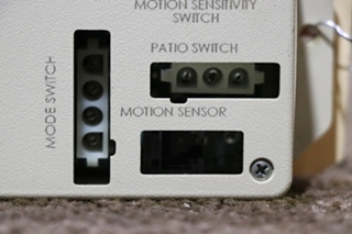 USED 060574-003 CAREFREE 12V DIRECT RESPONSE CONTROL BOX