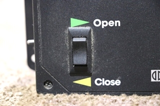 USED DOMETIC 3307916.001 AE WEATHERPRO POWER AWNING CONTROL BOX