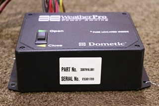 USED DOMETIC AE WEATHERPRO POWER AWNING CONTROL BOX 3307916.001